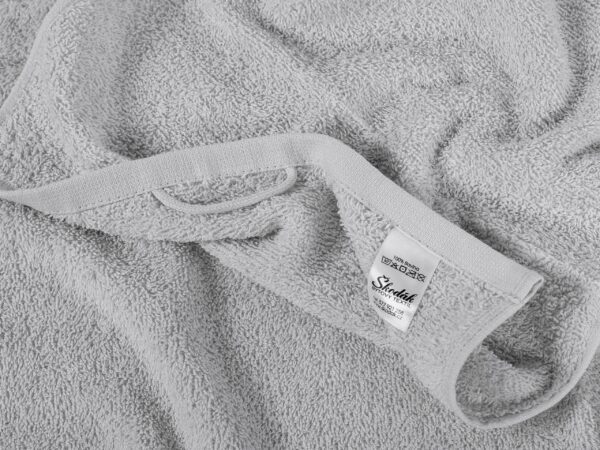 Hotelový froté ručník / osuška světle šedá značky Škodák