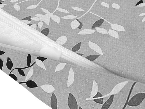 Bavlněný povlak na polštář drobné černé lístky značky Škodák