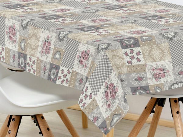 Hranatý ubrus Loneta srdce patchwork značky Škodák