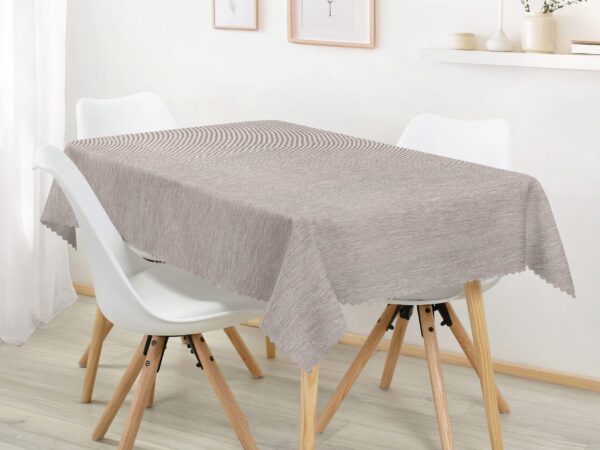 Hranatý teflonový ubrus kávový s nitkou značky Škodák