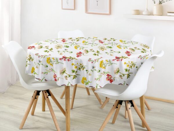 Kulatý bavlněný ubrus kvetoucí jaro značky Škodák