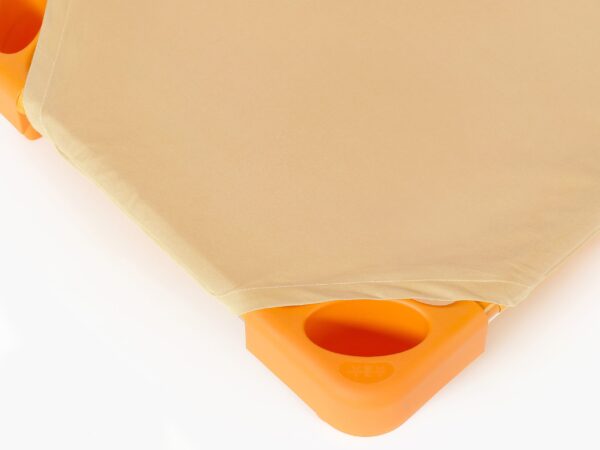 Bavlněné napínací prostěradlo na lehátko béžové značky Škodák