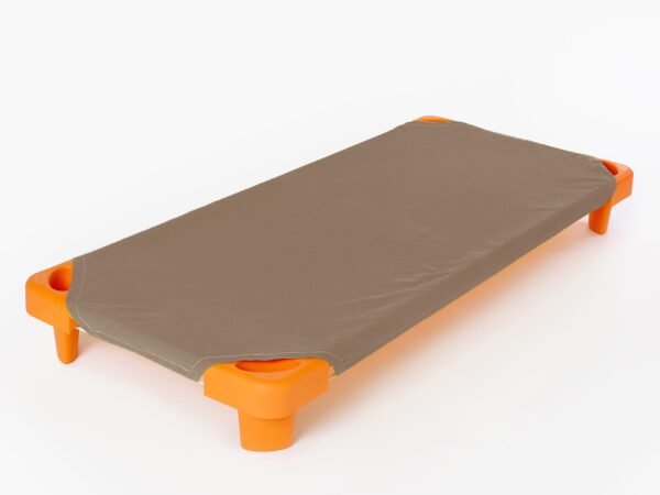 Bavlněné napínací prostěradlo na lehátko světle hnědé značky Škodák