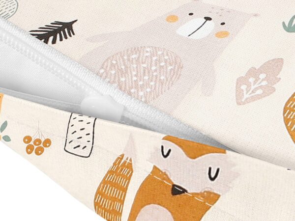 Bavlněná povlak na polštář ježek v lese značky Škodák