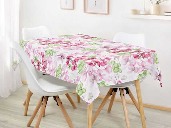 Hranatý bavlněný ubrus růžovo-zelený květ na bílé značky Škodák