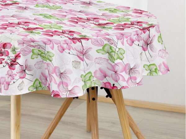 Oválný bavlněný ubrus růžovo-zelený květ na bílé značky Škodák