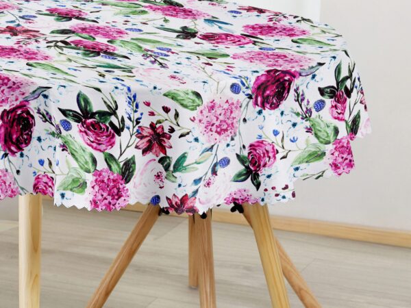 Oválný teflonový ubrus hortenzie značky Škodák