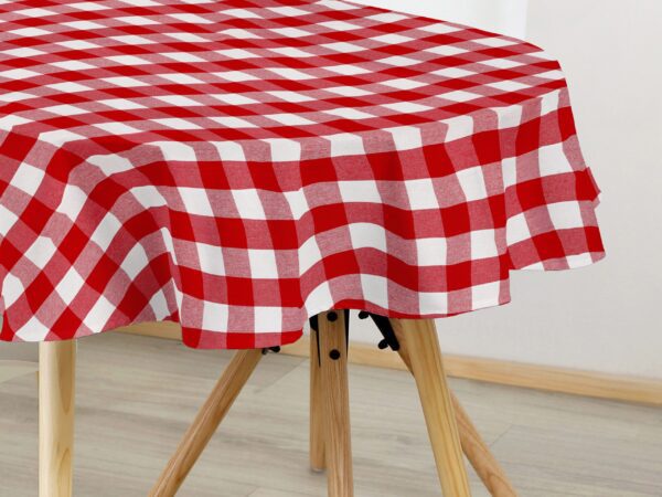 Oválný bavlněný ubrus Kanafas červeno bílá kostka velká značky Škodák