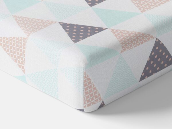 Bavlněné napínací prostěradlo retro tyrkysové trojúhelníky značky Škodák