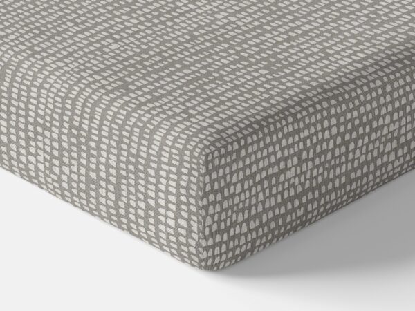 Bavlněné napínací prostěradlo zrníčka na šedé značky Škodák