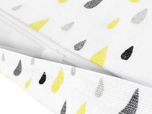 Povlak na polštář Loneta žluté a šedé kapky na bílé značky Škodák.