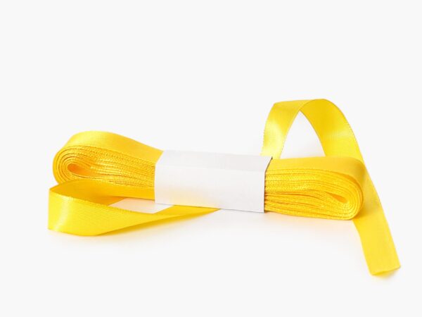Stuha taftová žlutá značky Škodák.