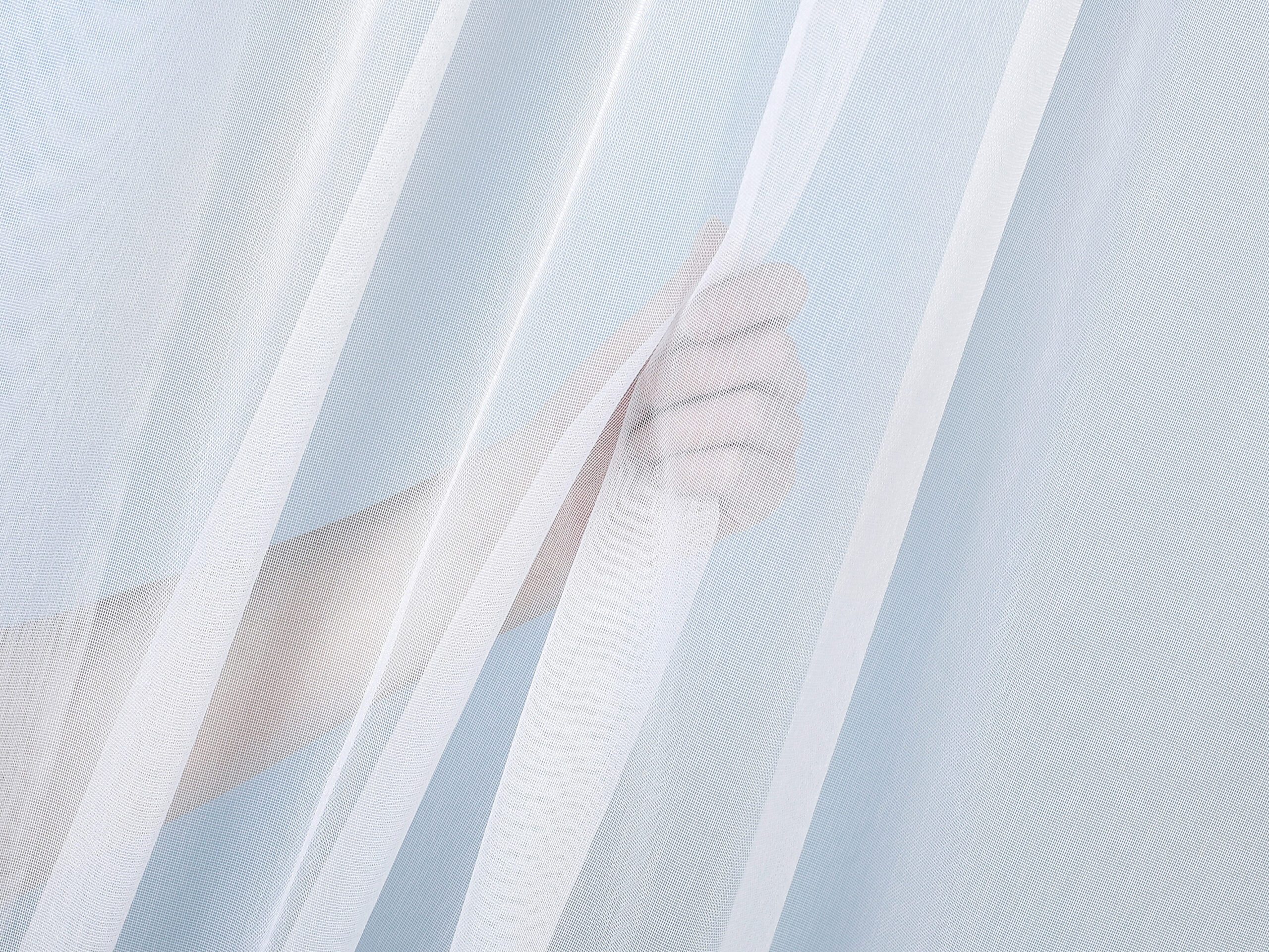 Voál bílý vzor 3215 značky Škodák.