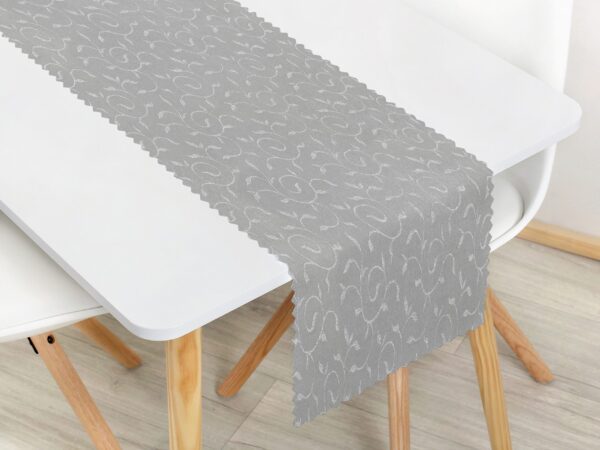 Teflonový běhoun šedý zámecký vzor značky Škodák