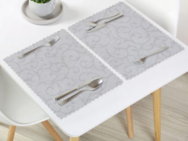 Teflonové voděodolné prostírání zámecký vzor šedé značky Škodák