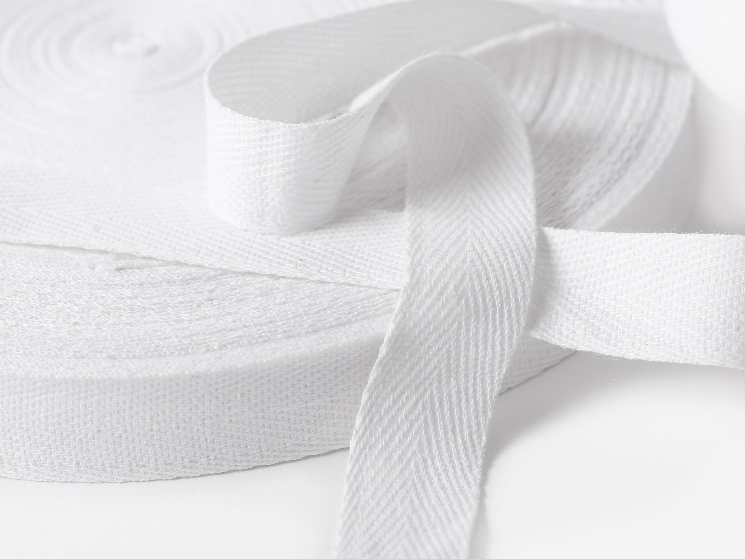 Keprovka bílá více šířek