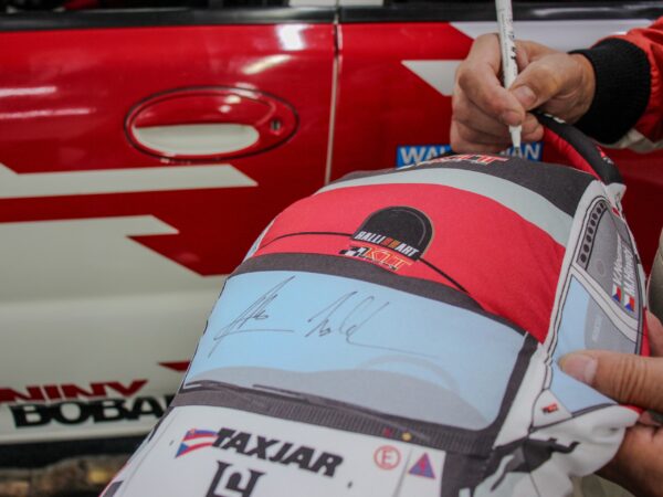 Polštář 3D rally auto Nuemann 50x20x20 cm