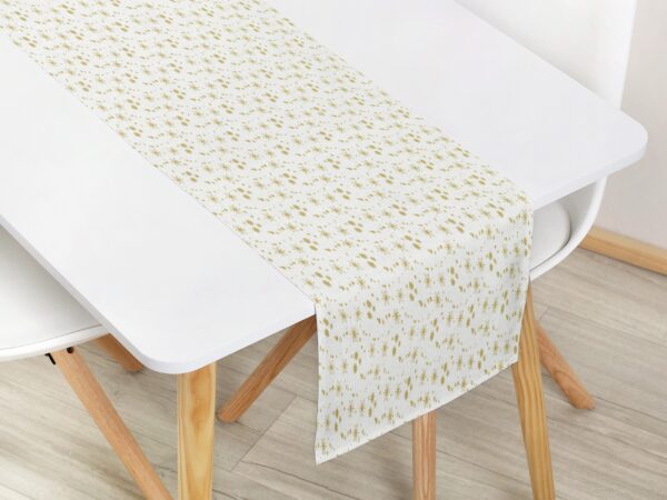 Bavlněný běhoun zlaté vločky na bílé značky Škodák.