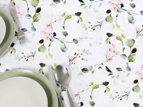 Kulatý dekorační ubrus eukalyptus s růžovými květy