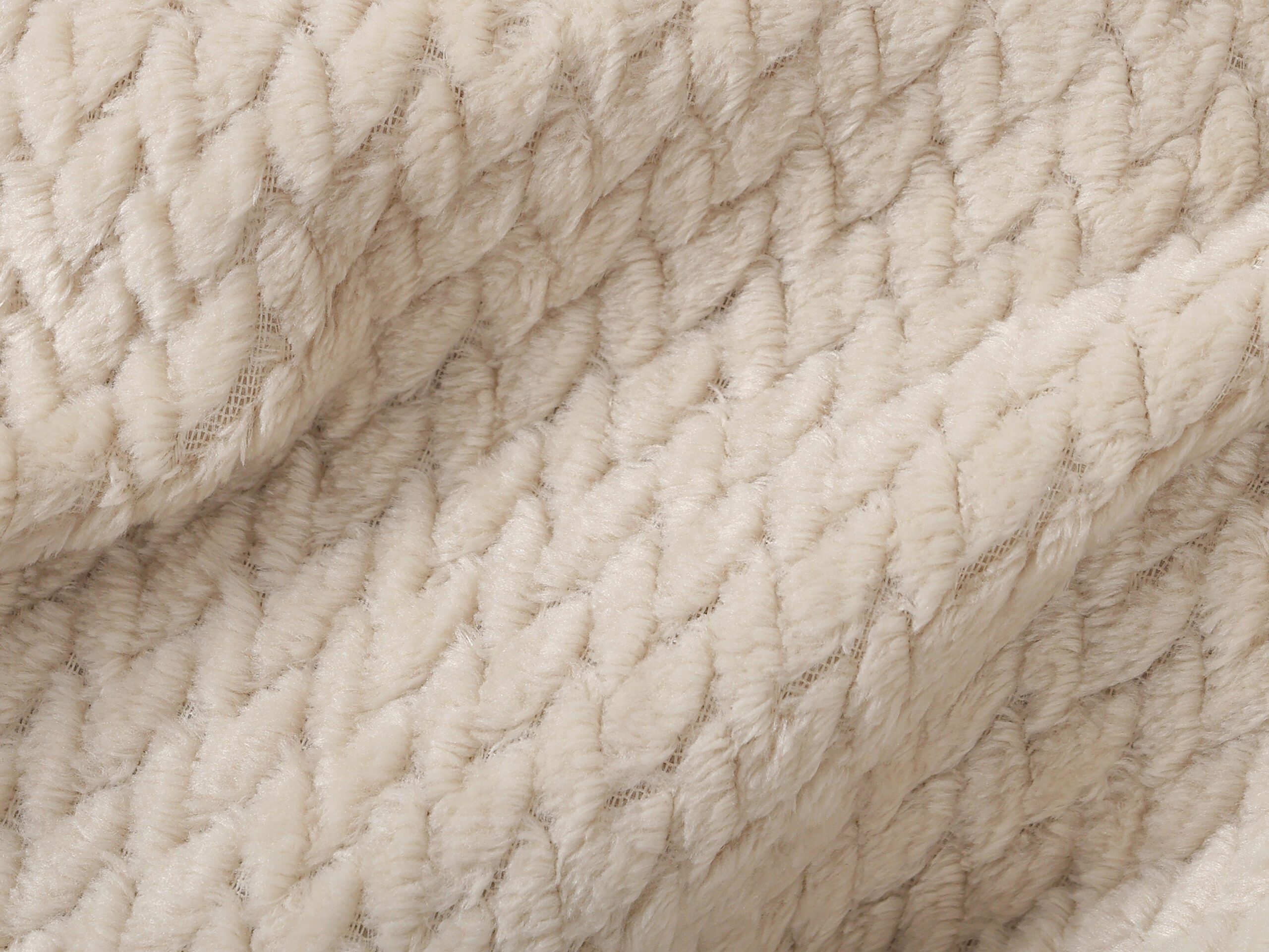 Deka Mikroflanel světle béžové copánky 150x200 cm značky Škodák.