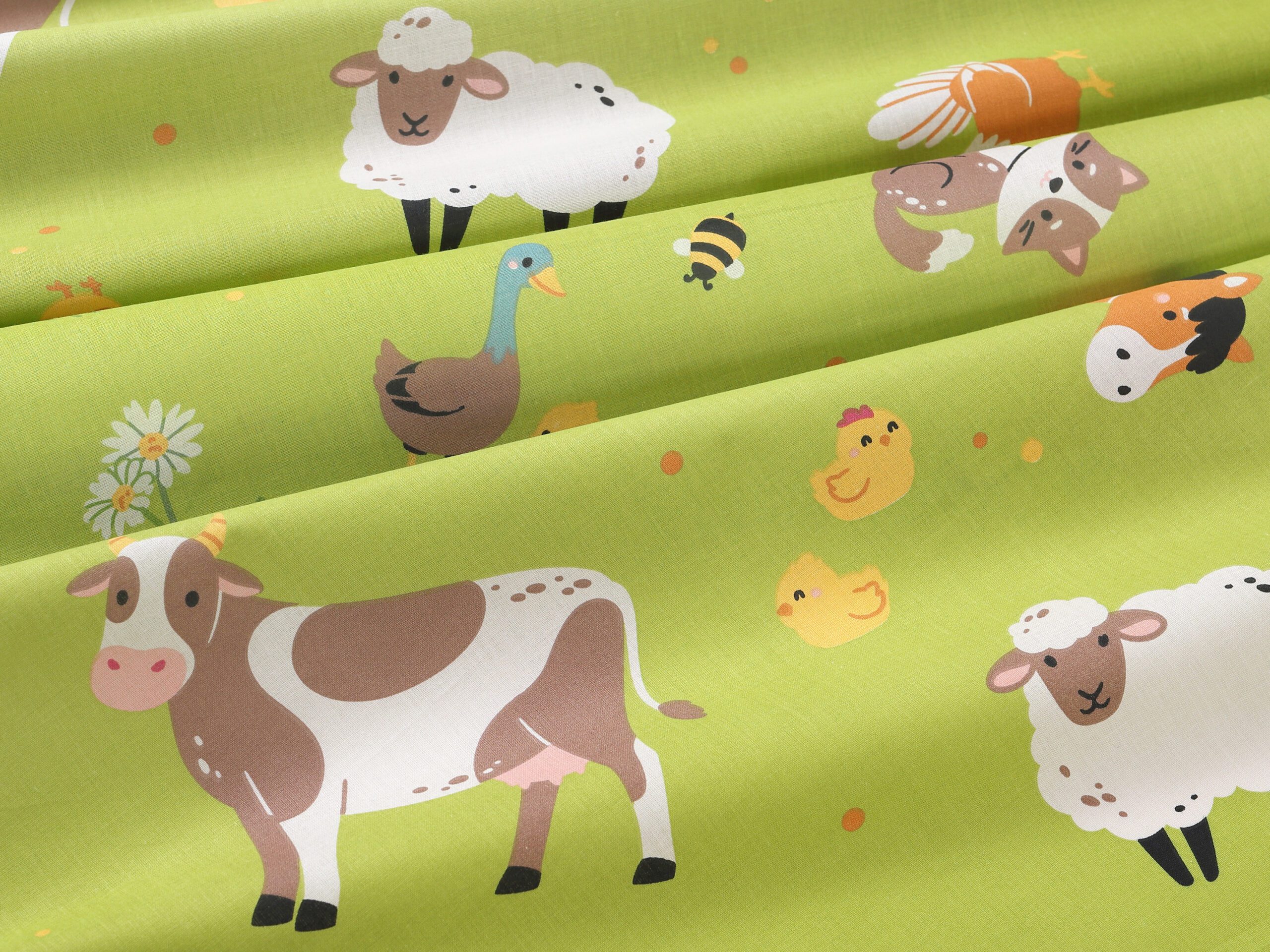 Bavlněná látka česká farma zelená metráž šířka 142 cm