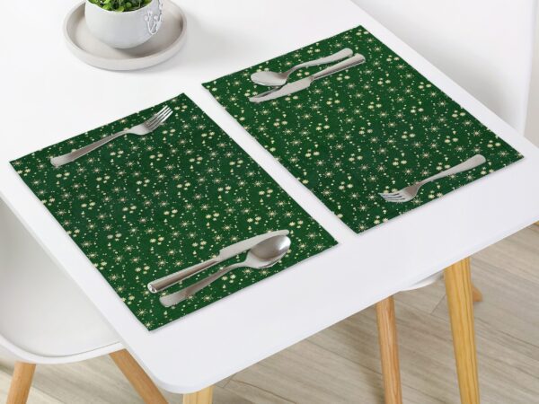 Vánoční bavlněné prostírání zlaté vločky na zelené