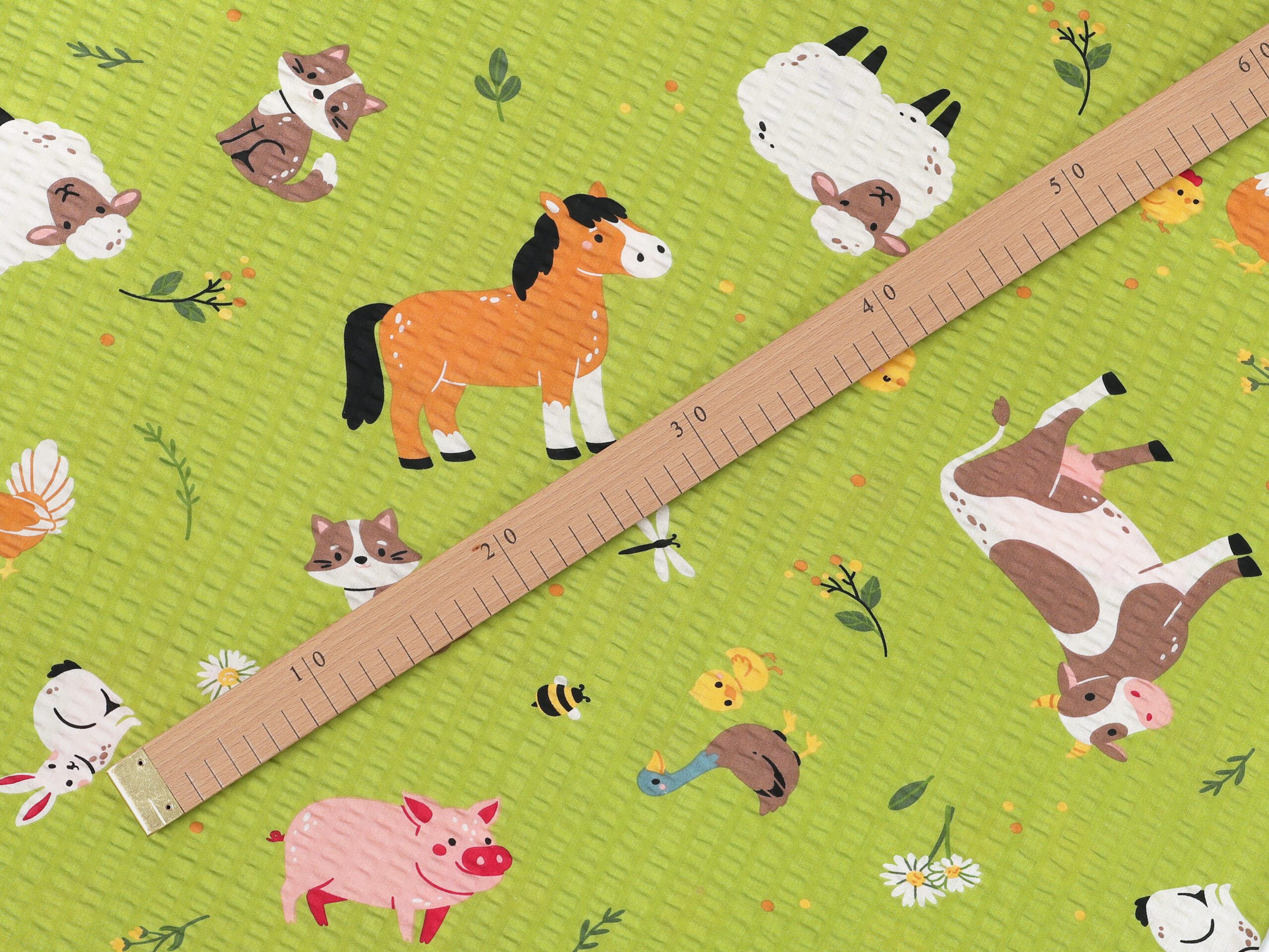 Krepová látka česká farma na zelené metráž šířka 142 cm