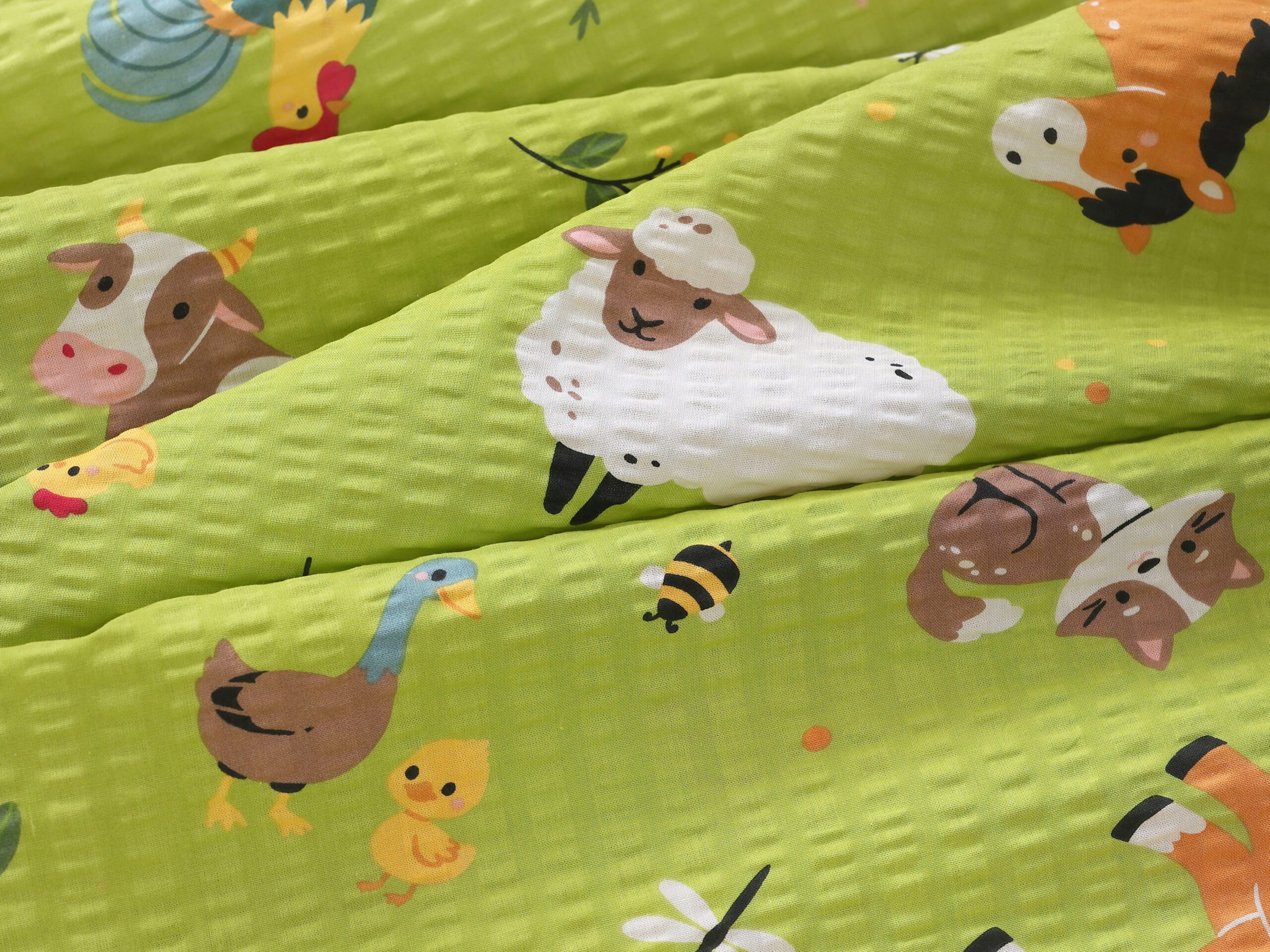 Krepová látka česká farma na zelené metráž šířka 142 cm