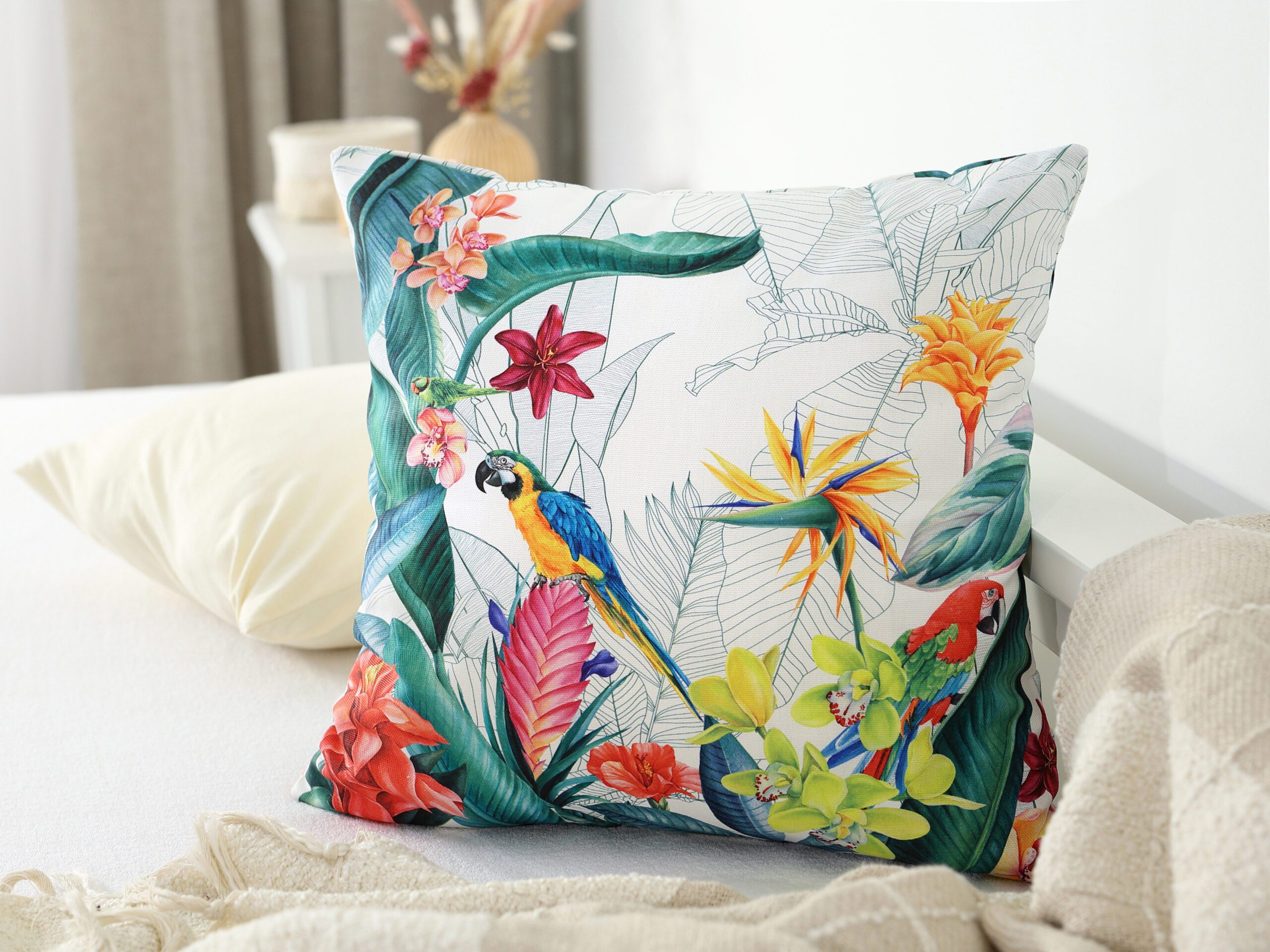 Dekorační povlak na polštář tropický papoušek značky Škodák.