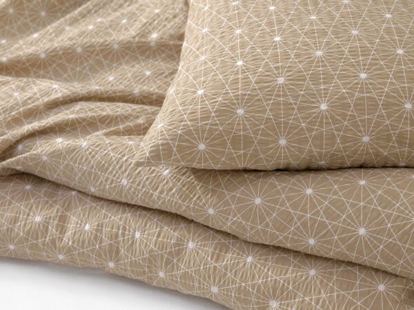 Krepové povlečení bílé čáry na hnědé