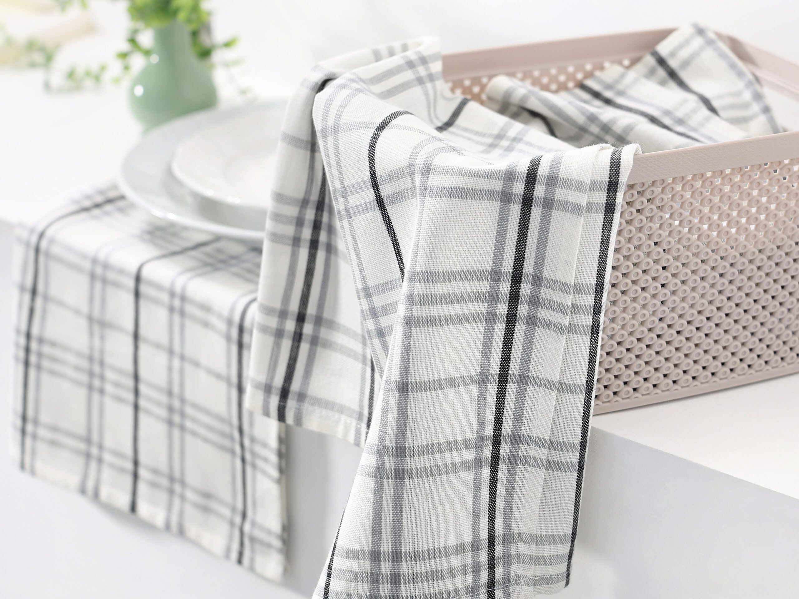 Bambusová utěrka černo-šedá 50x70 cm značky Škodák.