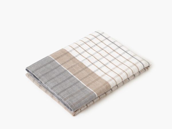 Utěrka ze lněné směsi béžové káro 50x70 cm značky Škodák.