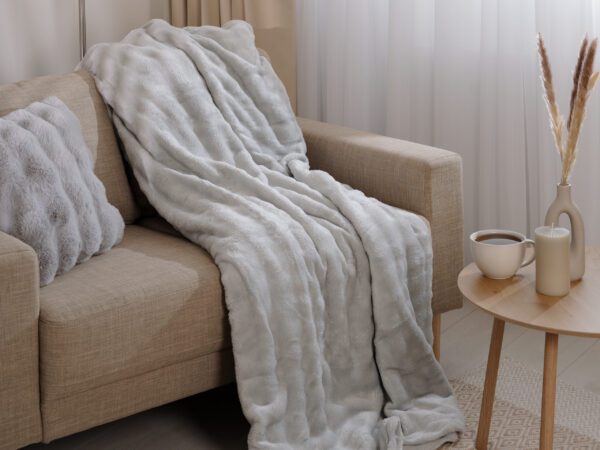 Deka Mikroflanel bubliny světle šedá 150x200 cm