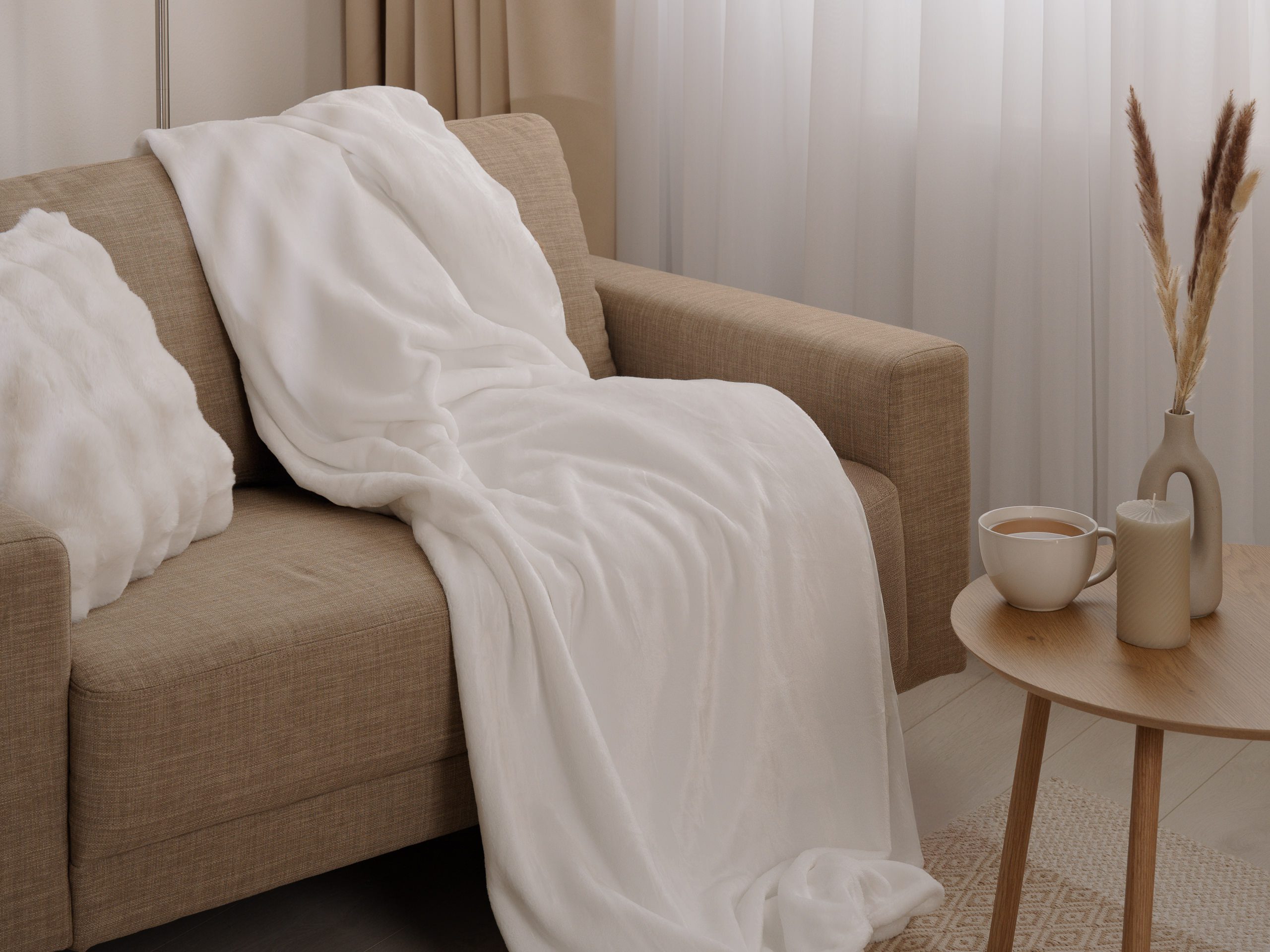 Luxusní deka Mikro LUX bílá 150x200 cm