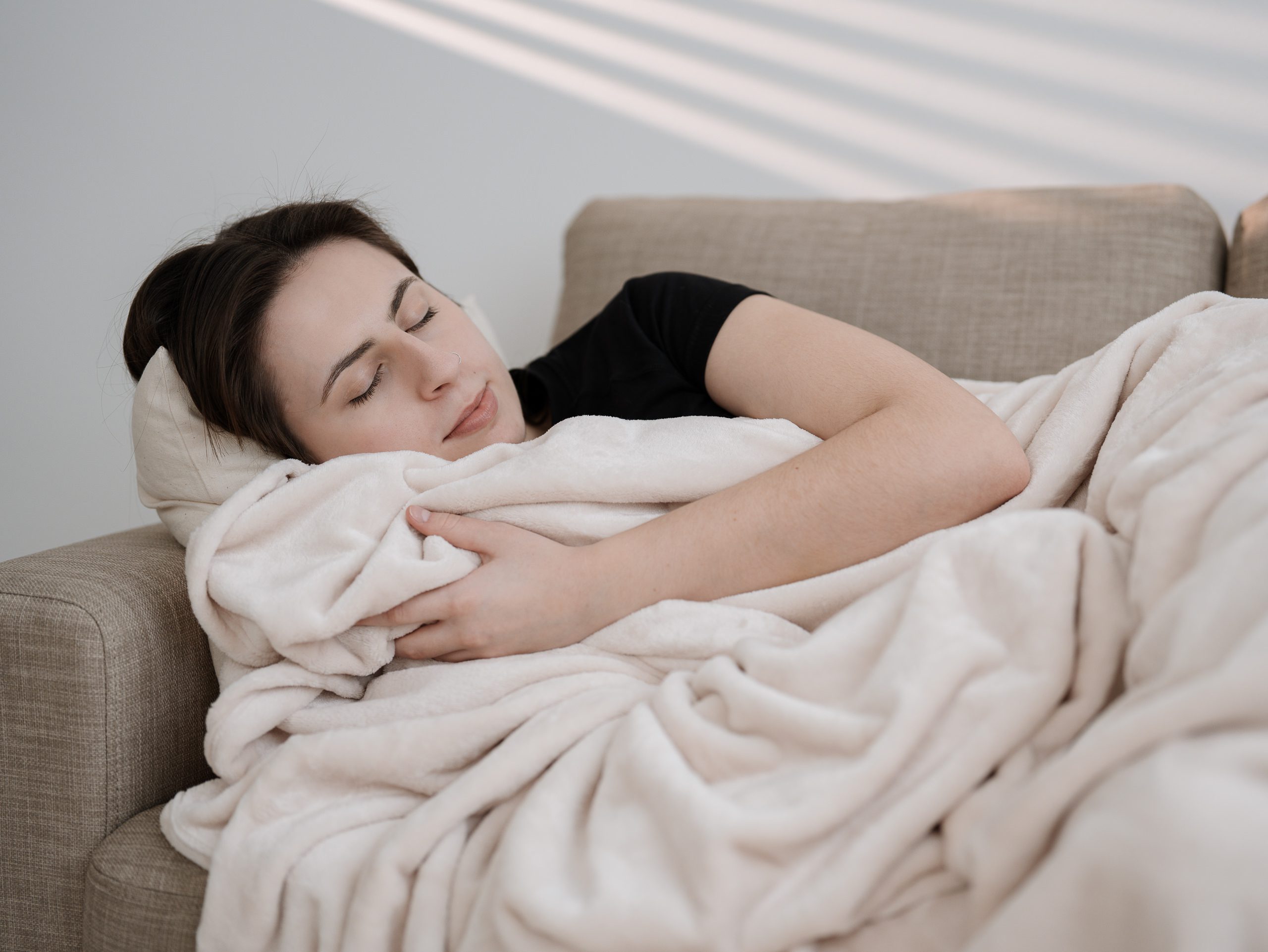 Luxusní deka Mikro LUX béžová 150x200 cm