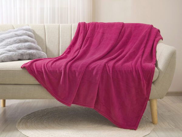 Deka Mikroflanel tmavě růžová 150x200 cm značky Škodák